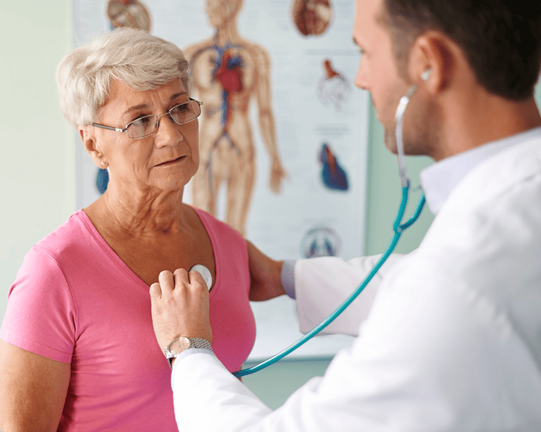 Consulta con Nuestros Expertos <strong>Cardiólogos</strong>